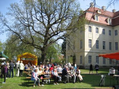 Blütenfest in Martinskirchen (Bild vergr&ouml;&szlig;ern)