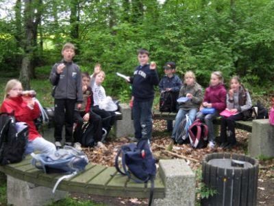Unser Schulwandertag „Burgwall – Rallye“ (Bild vergr&ouml;&szlig;ern)