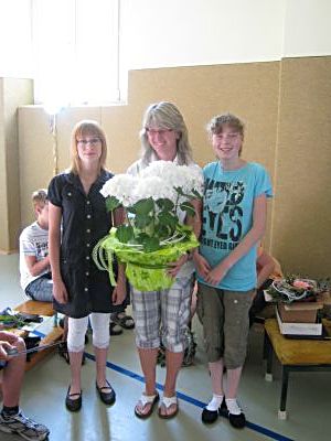 Verabschiedung unserer Schülerinnen und Schüler der 6. Klasse (Bild vergr&ouml;&szlig;ern)