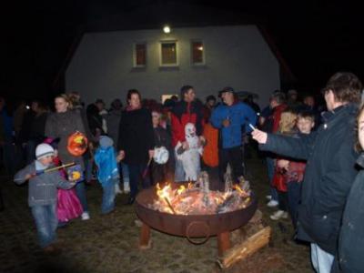 5. Halloweenwanderung am 30.10.2010 in Damsdorf (Bild vergrößern)