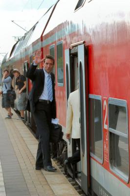 Die Deutsche Bahn informiert über Fahrplanänderungen - RE 2 und RB 14 betroffen