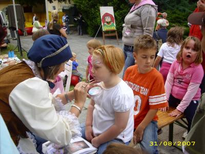Kita „Pusteblume“ Gehren: Mittelalterfest auf der Waldbühne Gehren