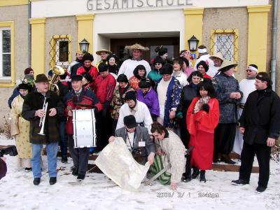 Welt der Kostüme - das Zempermotto 2008 in Langengrassau (Bild vergrößern)