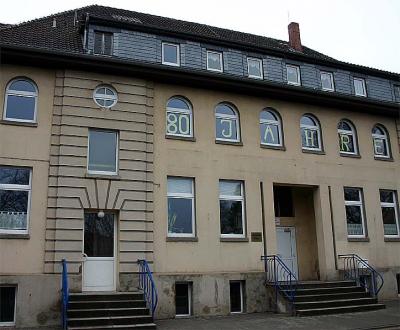 Festprogramm den ganzen Tag lang: Zauberei, Tänze und Ausstellung (Bild vergr&ouml;&szlig;ern)