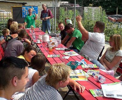 Grünes Klassenzimmer nun offiziell übergeben (Bild vergr&ouml;&szlig;ern)