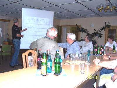 vor fünf Jahren: Radwegebau von Langengrassau nach Luckau (Bild vergrößern)