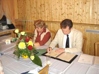 Foto zur Meldung: Gebietsänderungsvereinbarung unterzeichnet