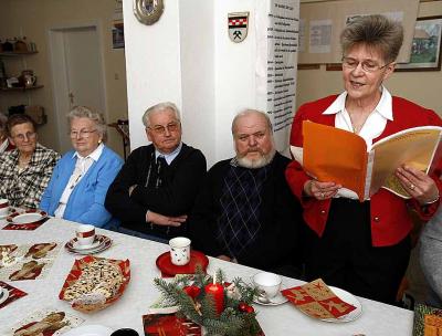 Gedichte und Schmalzstullen zum Advent (Bild vergr&ouml;&szlig;ern)