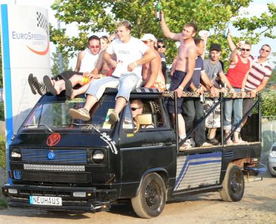 Schipkau im Zeichen von VW: Szene trifft sich zum „VW-Blasen“ auf dem EuroSpeedway Lausitz