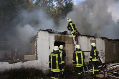 „Feuerteufel“ treibt im Raum Völpke gefährliches Unwesen (Bild vergr&ouml;&szlig;ern)