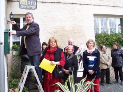 4 Sterne für die Burgherberge im Palas der Wasserburg Egeln (Bild vergr&ouml;&szlig;ern)