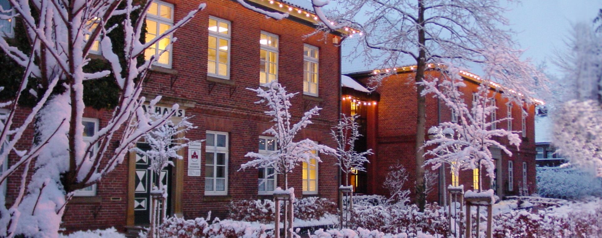 Rathaus im Schnee
