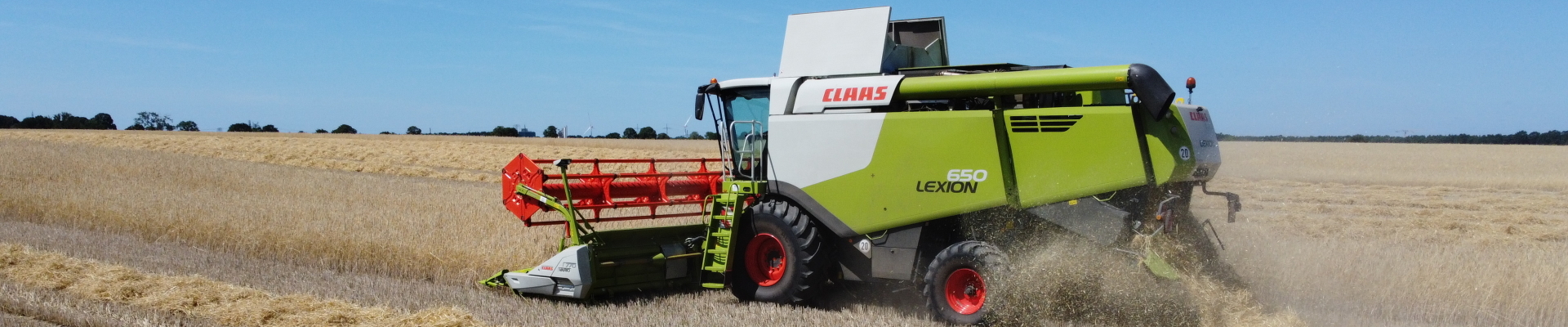 Traktor auf Feld