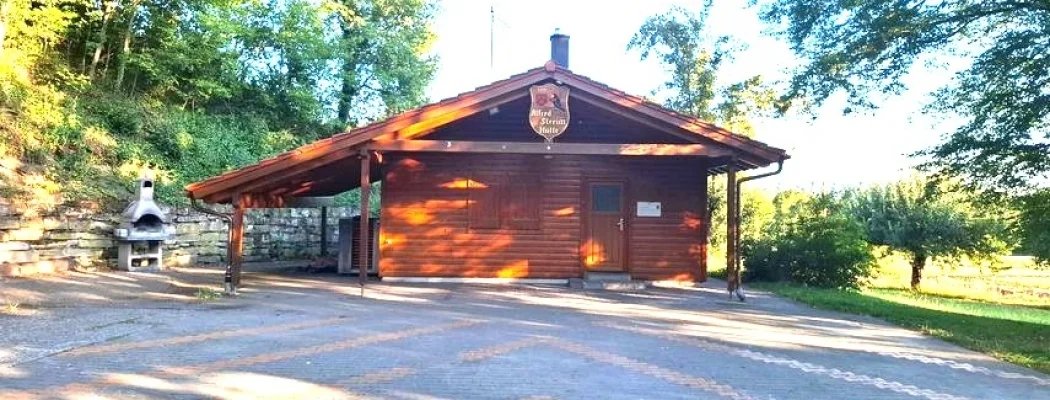 Hütte