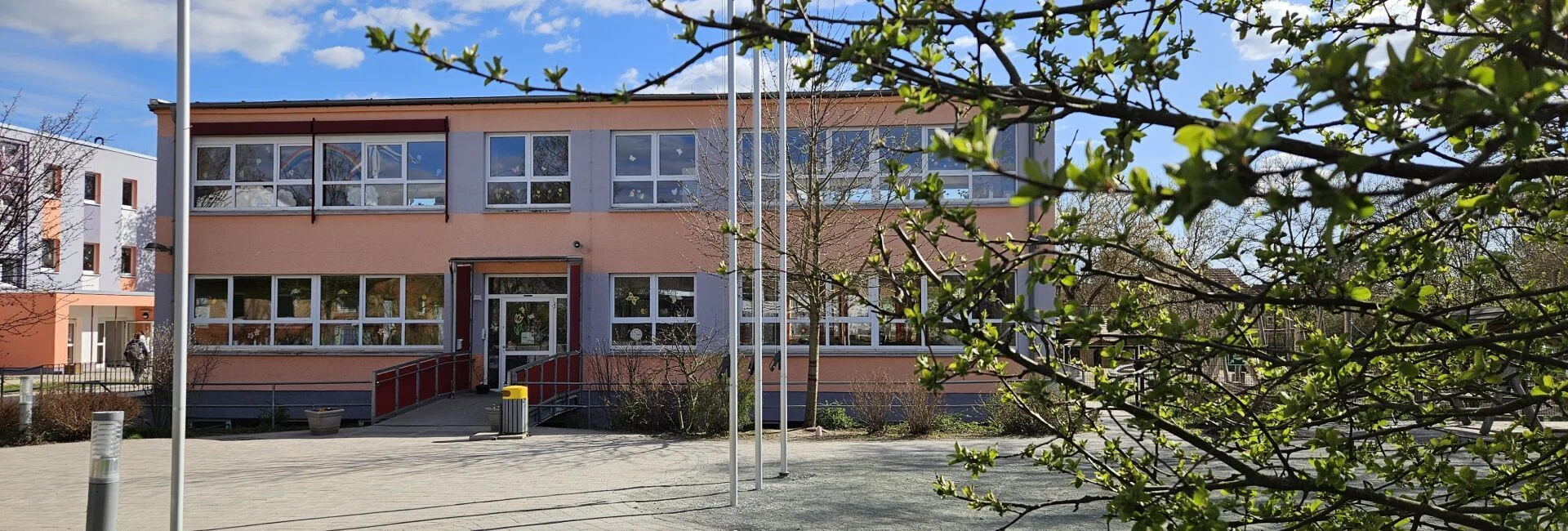 Ansicht der Grundschule Kirchheilingen