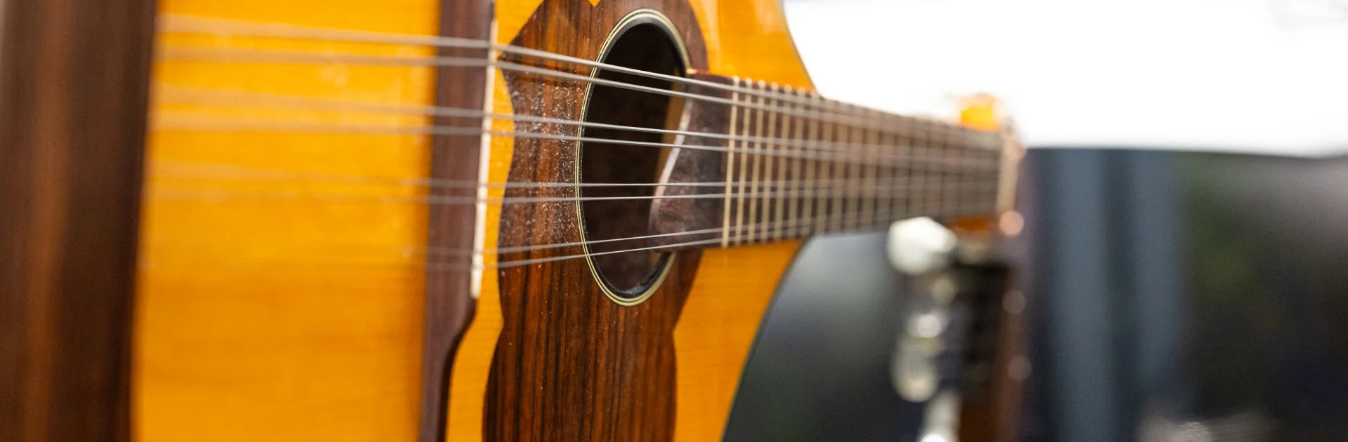 Mandola