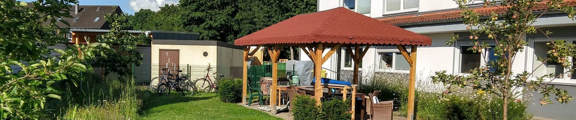 Pavilon Hinten