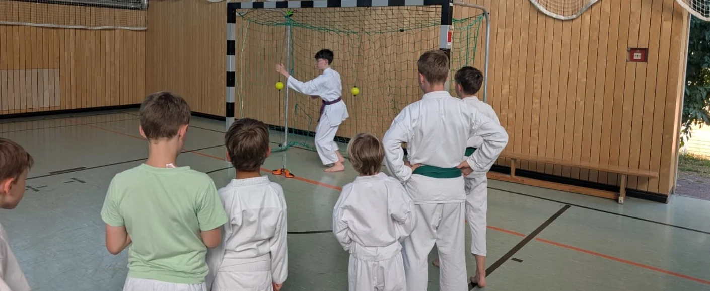 Kindertraining mit Softbällen