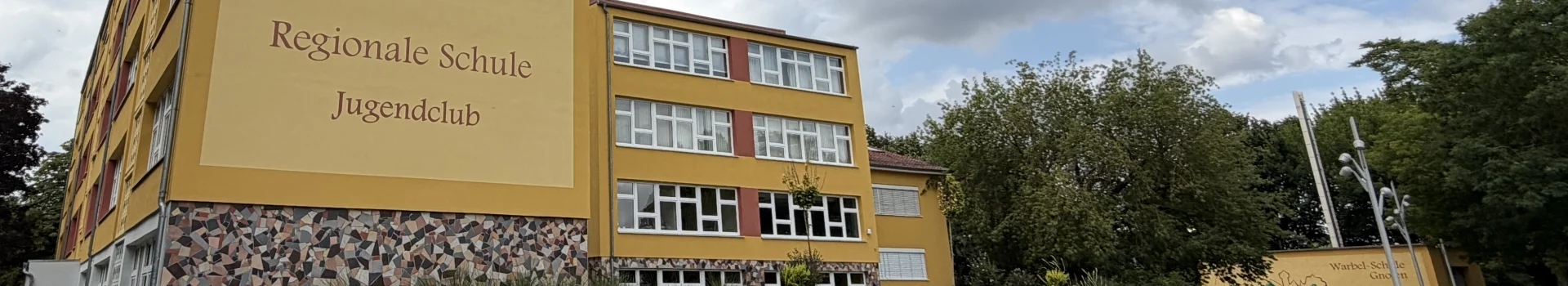 Schulgebäude