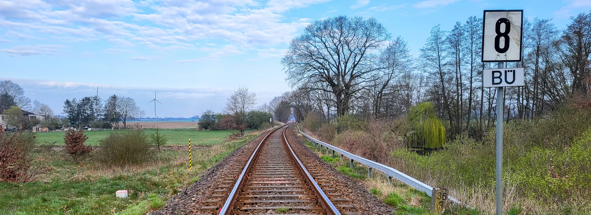 Blick eine Bahnschiene entlang in die Ferne. Foto: Stadt Pritzwalk