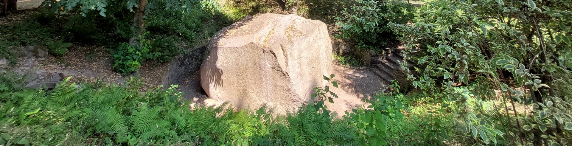 Kobbelner Stein | zur Startseite