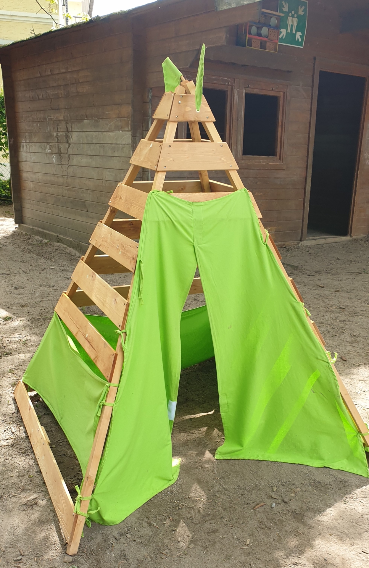 4. Unser neues Tipi-Zelt