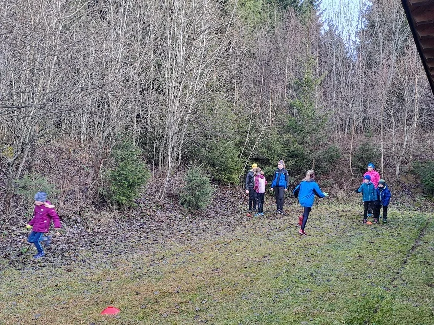 Anstatt Schneetraining - Training im Grünen am 27.12.2022