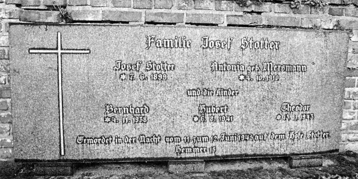 Der vom Heimatverein erhaltene Grabstein erinnert bis heute an das schreckliche Verbrechen auf dem Hof Stotter.