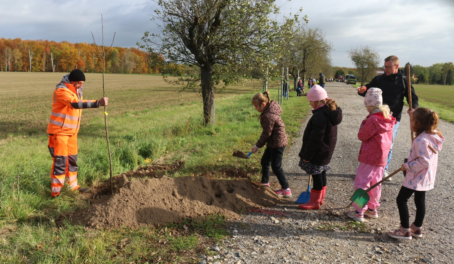 Baumpflanzaktion GS Wintersdorf