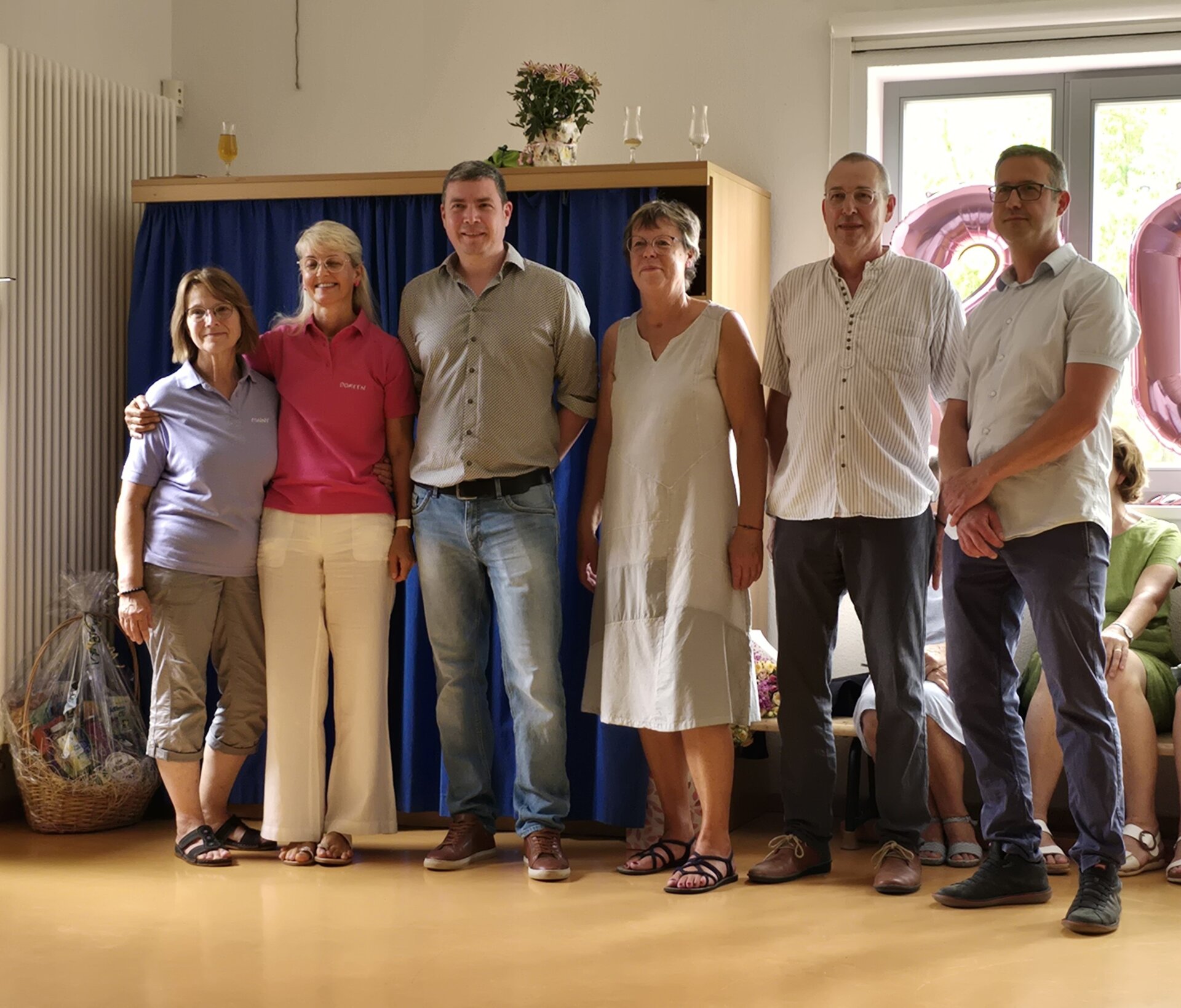 v.l. Erzieherin Frau Hofmann, Doreen Schumann (Leiterin Kita), Mathias Ryll, Frau Lüdeke, Ralph Wuchner (SHBB), Lars Nissen, Ordnung und Soziales Amt Brück