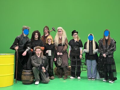 Klasse 10aM beim BR (Bild vergrößern)