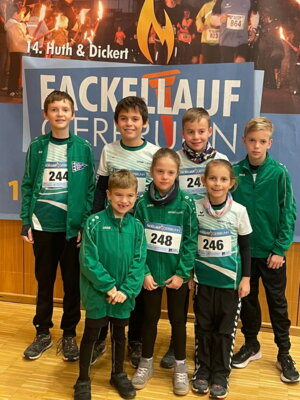 Foto zur Meldung: Starke Leistungen beim Fackellauf in Gerbrunn