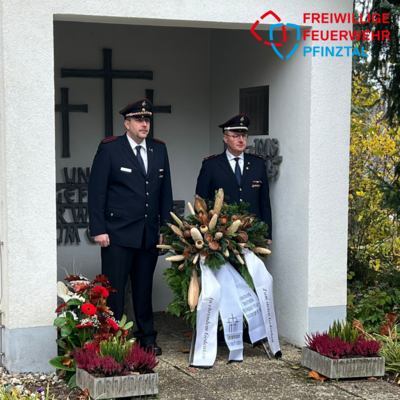 Kranzniederlegung zum Volkstrauertag (Bild vergrößern)