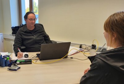 Foto: Rolandstadt Perleberg | Schiedsfrau Dorit Hein ist Ansprechpartnerin bei der Schlichtung von Nachbarschaftsstreitigkeiten.