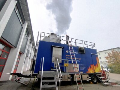 Brandsimulationsanlage in Heidenheim besucht (Bild vergrößern)