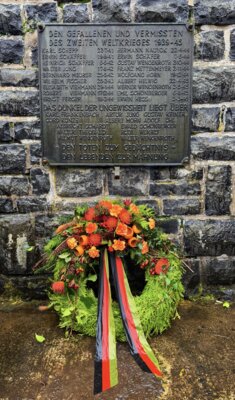 Willmenrod gedenkt der Opfer von Krieg und Gewalt (Bild vergrößern)