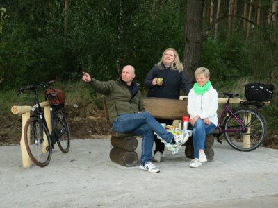 Foto zu Meldung: Bürgerhinweis ebnet Weg für neue Rastmöglichkeit am Mloder Radweg