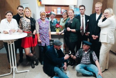Vorankündigung Theaterstück „Um de Ecke bi Trude“ (Bild vergrößern)