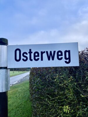 Die Straßenbaumaßnahmen im Osterweg  beginnen (Bild vergrößern)
