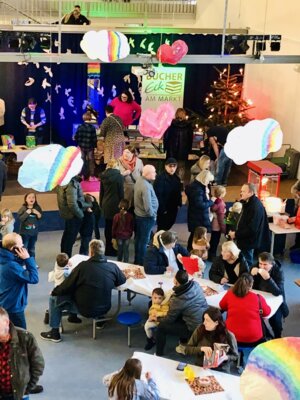 Foto zur Meldung: Adventsbasar: Ein Fest der Kreativität und Gemeinschaft