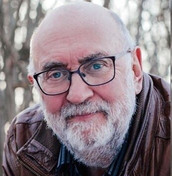 Foto zur Meldung: Sonntagslesung Rudi Müllenbach liest „Wicca, ein verhexter Racheplan“  am 12. Januar 2025