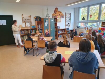 Erfolgreiche Neueröffnung der Schulbibliothek