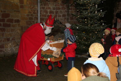 Foto zur Meldung: Ho ho ho- der Nikolaus ist bald do