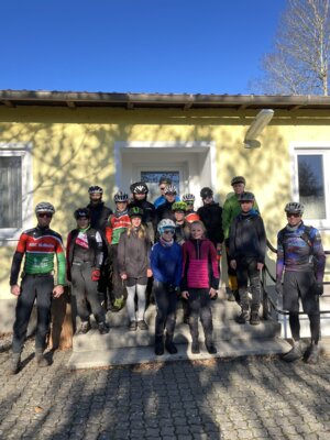 Erstes erfolgreiches Training am neuen MTB Stützpunkt in Kelheim (Bild vergrößern)