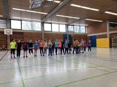 Skipping Hearts Workshop in den 3. Klassen 2024 (Bild vergrößern)