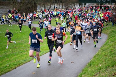 643 Teilnehmer beim 39. Nikolauslauf (Bild vergrößern)