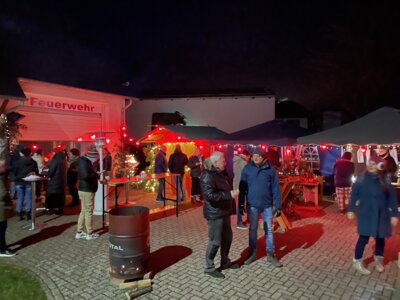 Meldung: Bilder vom Weihnachtsmarkt.....