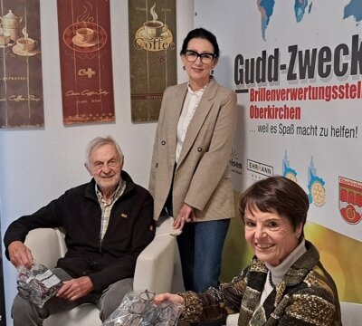 Besuch vom saarländischen Hilfs-Projekt "Perspektiven für Benin e.V." in St. Ingbert bei BRILLEN-ohne-GRENZEN in Oberkirchen. (Bild vergrößern)