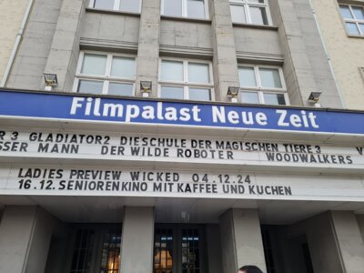 Meldung: Ausflug ins Kino