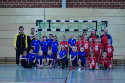 Foto zur Meldung: Freundschaftsspiel der kleinen Handballer
